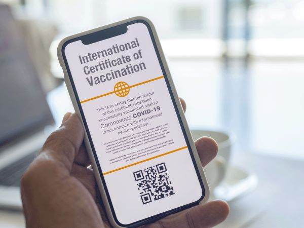 Primele certificate de vaccinare falsificate au apărut în Germania