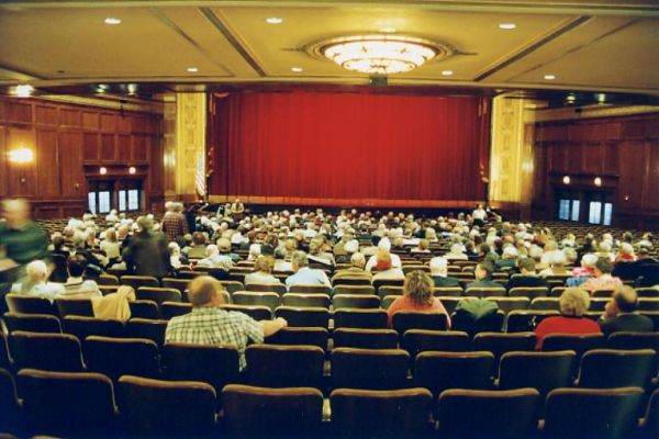 Festival de film ecologist, organizat de ziarişti profesionişti