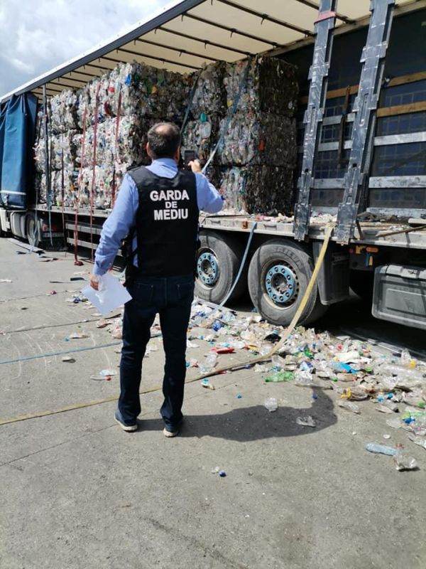 Peste 1,5 milioane de lei, amenzi date de Garda de Mediu Buzău