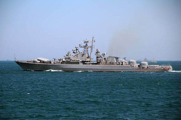 Rusia a început o nouă serie de exerciţii militare în Crimeea