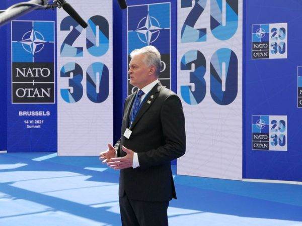 Lituania avertizează, la summit-ul NATO, că Rusia încearcă să "înghită" Belarusul