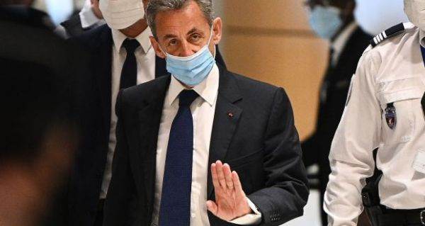 Închisoare cu executare cerută pentru Nicolas Sarkozy, acuzat de cheltuieli excesive în campania prezidenţială