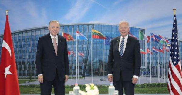Biden şi Erdogan au convenit ca Turcia să securizeze aeroportul din Kabul