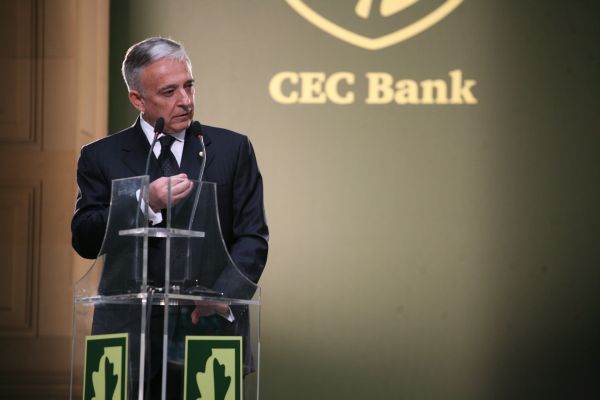 "Nu propunem o stimulare a creditării spre zona exuberanţei iraţionale"