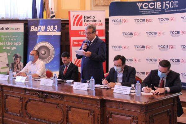 "Comunitatea de afaceri aşteaptă digitalizarea administraţiei publice şi simplificarea procedurilor"