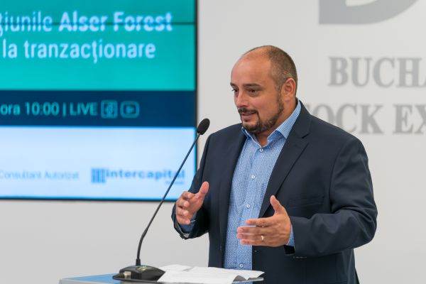 "Sperăm să listăm compania în luna septembrie a acestui an"