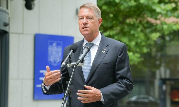 Şapte ambasadori români, acreditaţi de preşedintele Iohannis