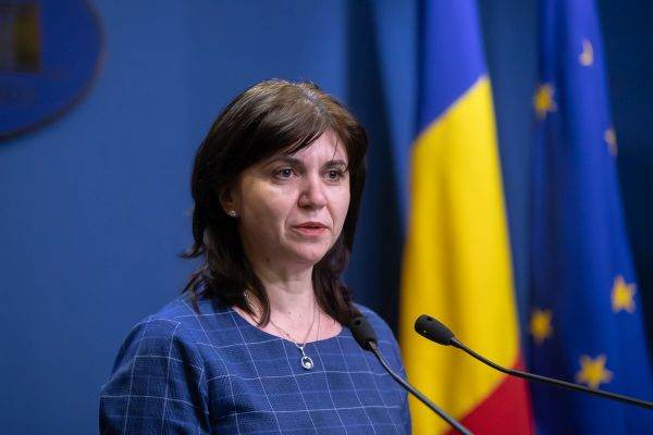 Monica Anisie a câştigat alegerile pentru conducerea filialei PNL Sector 2