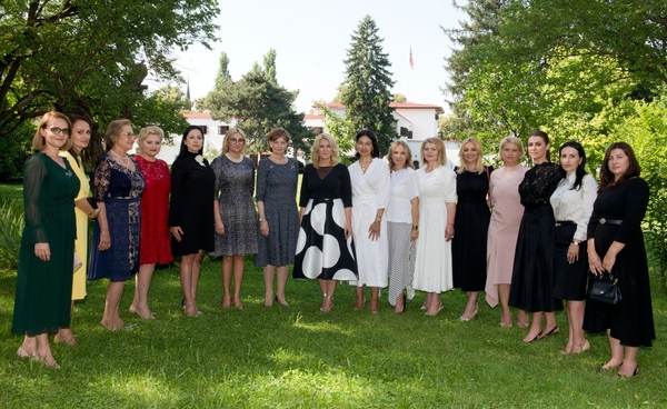 Majestatea Sa Margareta Custodele Coroanei s-a întâlnit, la Palatul Elisabeta, cu o delegaţie a Confederaţiei Naţionale pentru Antreprenoriat Feminin