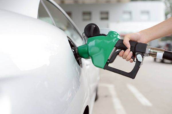  UE pregăteşte sfârşitul maşinilor diesel şi pe benzină