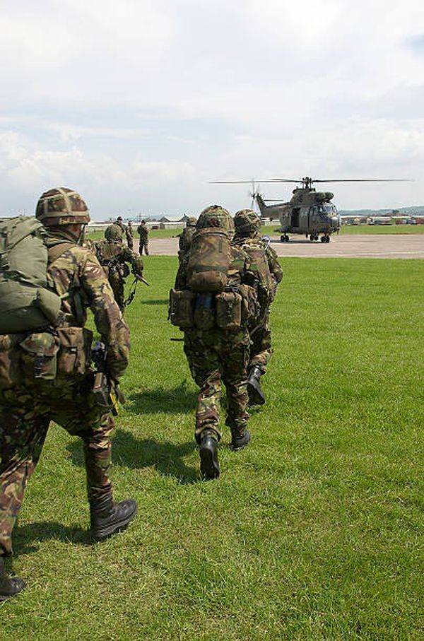 Marea Britanie şi-a retras aproape toate trupele din Afganistan