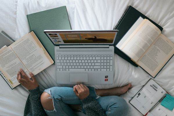 eJobs organizează cursuri gratuite în IT
