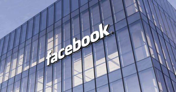 Zeci de ingineri ai Facebook au spionat utilizatorii platformei prin accesarea datelor personale ale acestora