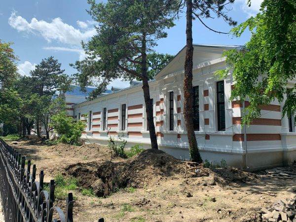 Efecte în lanţ, pe şantierele din Buzău, după scumpirea materialelor de construcţii