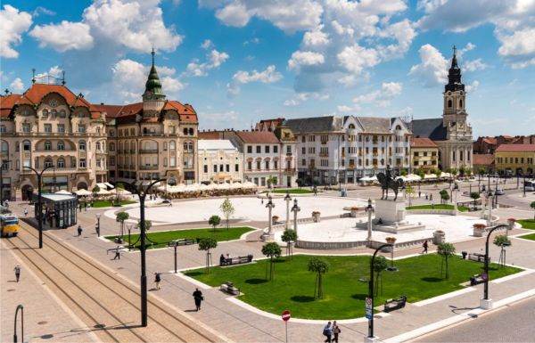 Implementarea fibrei optice şi semaforizarea inteligentă, printre proiectele smart ale Primăriei Oradea