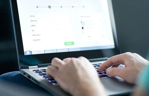 Un instrument de verificare a veridicităţii ştirilor online a fost testat cu succes