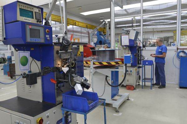 Acţionarii Compa sunt convocaţi pentru aprobarea unui program de tip "stock option plan"