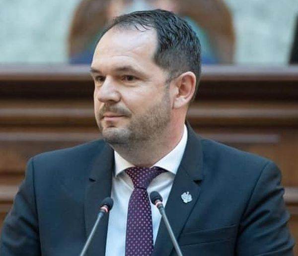 "Nu ne oprim şi încercăm să clarificăm presupusele nereguli din ASF"