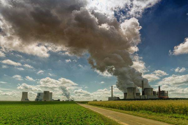 Riscurile climatice, "bătaie de cap" pentru companii