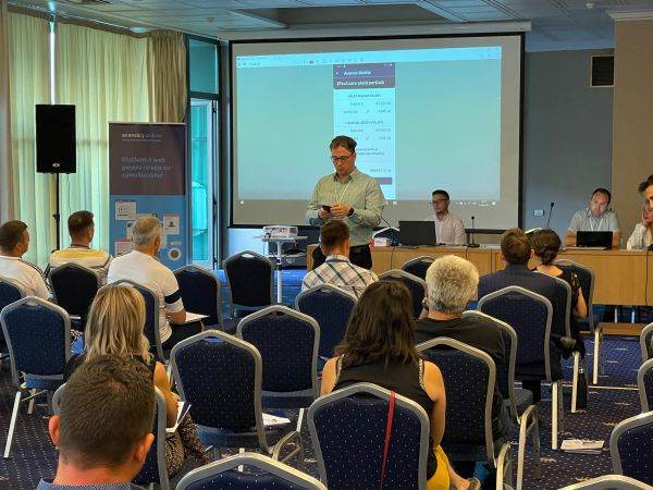 Integrisoft Solutions reuneşte peste 80 de reprezentanţi ai factorilor de decizie din administraţia publică locală