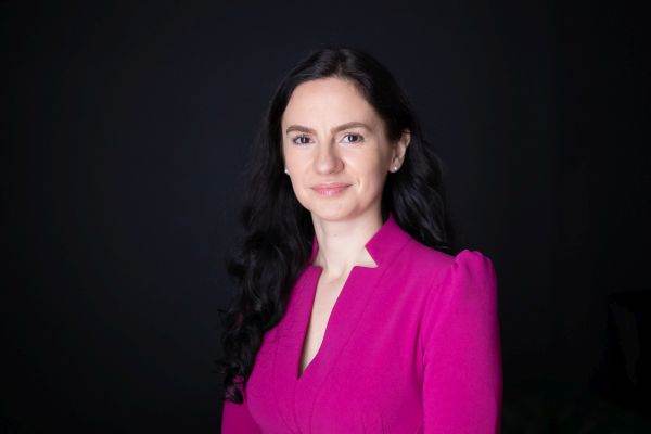 Ada Pascu, Senior Associate, ONV LAW
