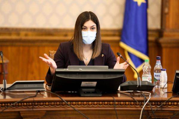  Cristina Prună