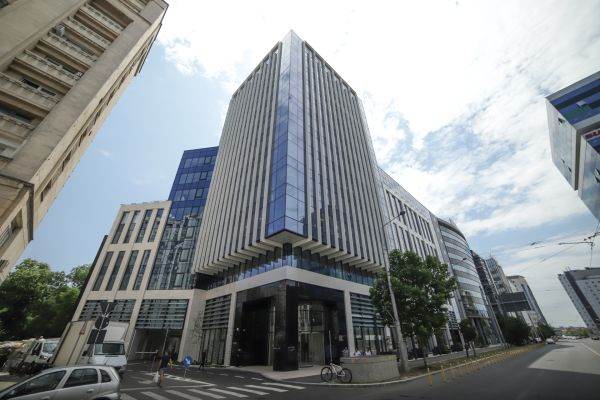 Allianz-Ţiriac îşi mută sediul central în clădirea Ţiriac Tower