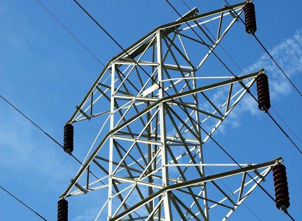 Preţul maxim al energiei electrice - 665,22 lei/MWh