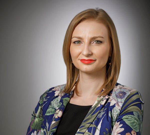 Alexandra Elena Durbacă, CEO Leader Team Broker