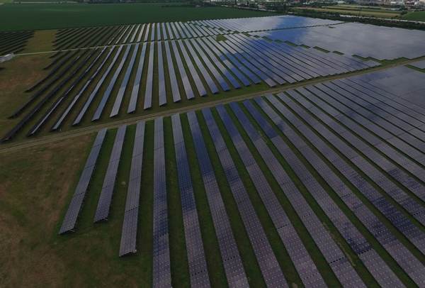 Enel Green Power achiziţionează de la Mytilineos două proiecte pentru centrale fotovoltaice cu o capacitate totală de aproximativ 90 MW