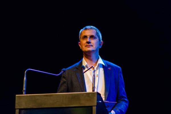 Dan Barna e dispus să participe la discuţii cu Florin Cîţu, dar nu renunţă la cererea privind un nou premier