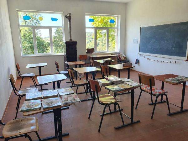 Buzău: Elevii revin în aceleaşi şcoli fără autorizaţie sanitară de funcţionare şi de securitate la incendii