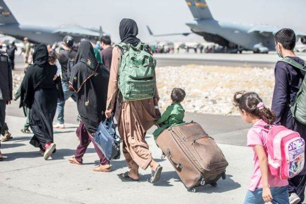 Statele Unite au evacuat 500 de afgani din Uzbekistan