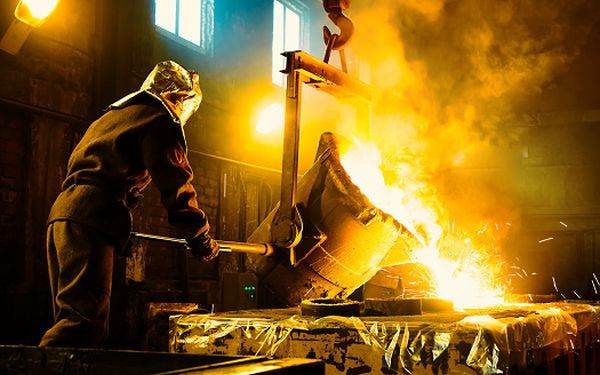 România, printre statele Uniunii Europene unde producţia industrială a crescut în iulie