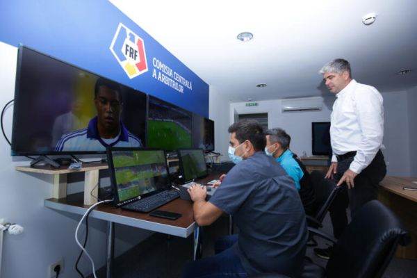 Liga 1 va avea arbitraj video...la anu'