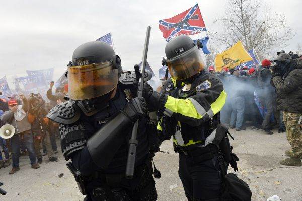 Capitoliul de la Washington apărat de numeroşi poliţişti în cursul unei manifestaţii