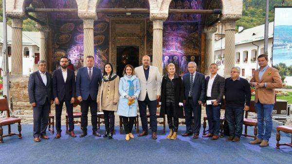 Vâlcea poate ajunge în top 3 destinaţii turistice româneşti