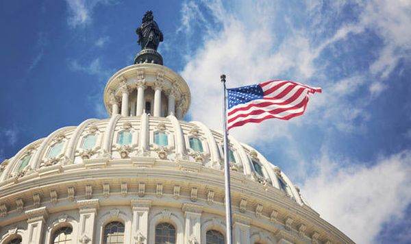 Senatul american a aprobat un buget temporar pentru a evita închiderea serviciilor federale