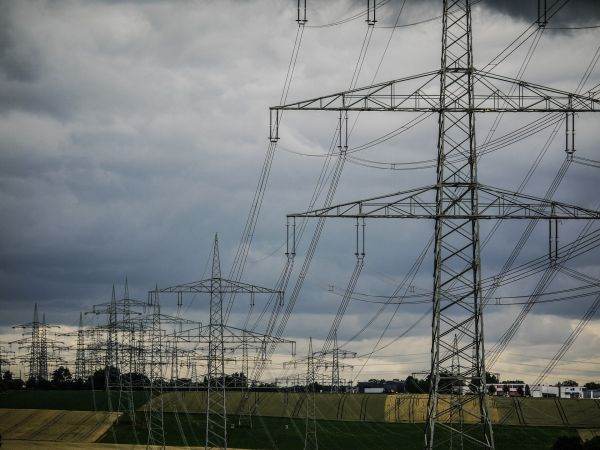 Preţul maxim al energiei electrice - 1.577 lei/MWh