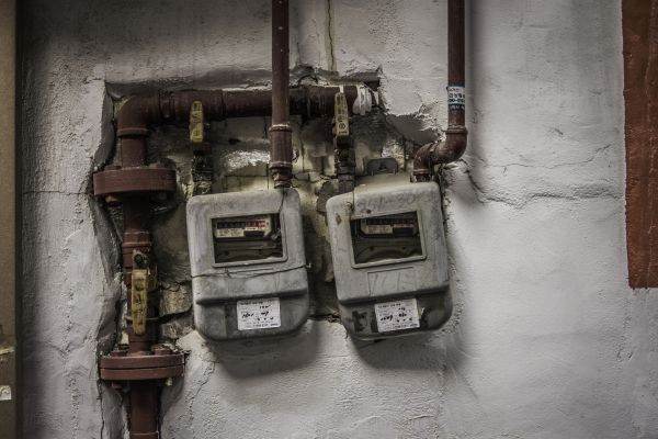 USR vrea TVA de 5% la energie electrică şi gaze naturale