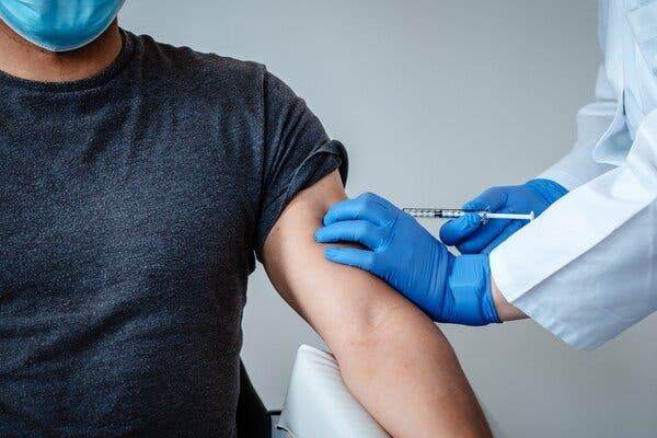 ''Guvernul să dubleze comunicarea beneficiilor vaccinării cu măsuri ferme, după modelul statelor europene''