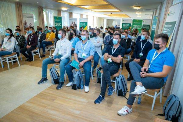 Clubul Fermierilor Români lansează seria III a programului "Tineri Lideri pentru Agricultură"