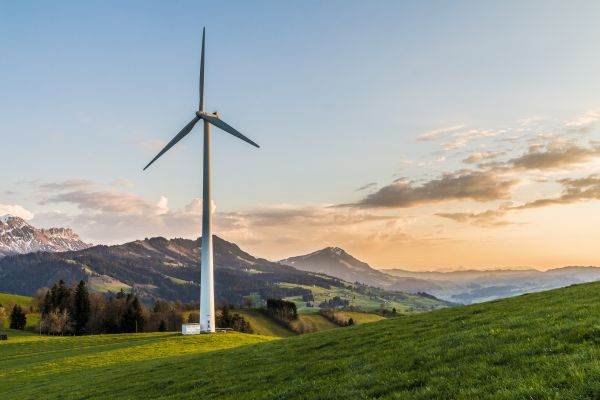 Norvegia, pe primul loc în cursa către atingerea ţintei climatice din 2050