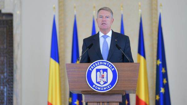 Klaus Iohannis a promulgat legea privind compensarea creşterii preţurilor la energie