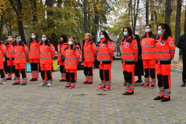 Republica Moldova trimite o nouă echipă de lucrători medicali într-o misiune umanitară în România