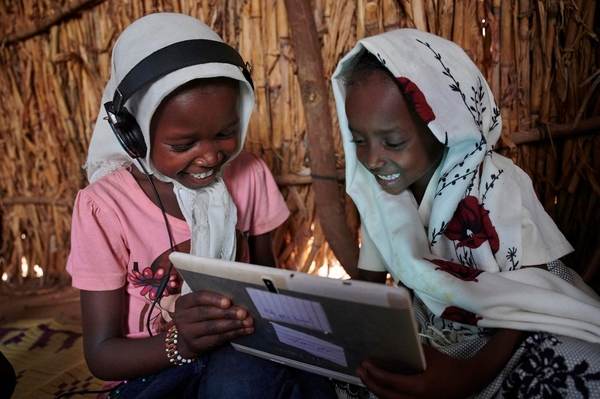 UNICEF şi ITU au evaluat, cu sprijinul Ericsson, gradul de conectivitate la internet în 1 milion de şcoli, de la nivel global