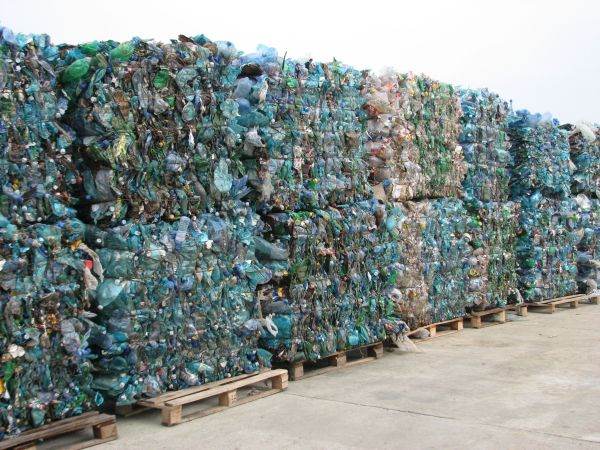 Producătorii de ambalaje de plastic şi-au depăşit obiectivele de reciclare