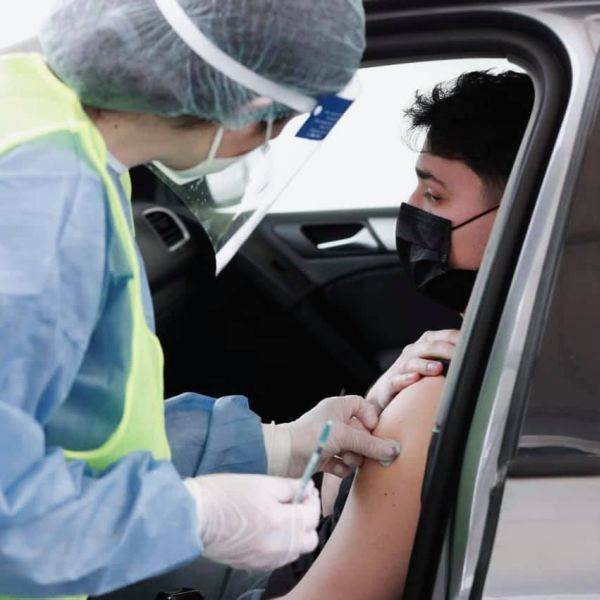 Rată mică de vaccinare, absenţa unui plan clar de acţiune, comunicare ineficientă