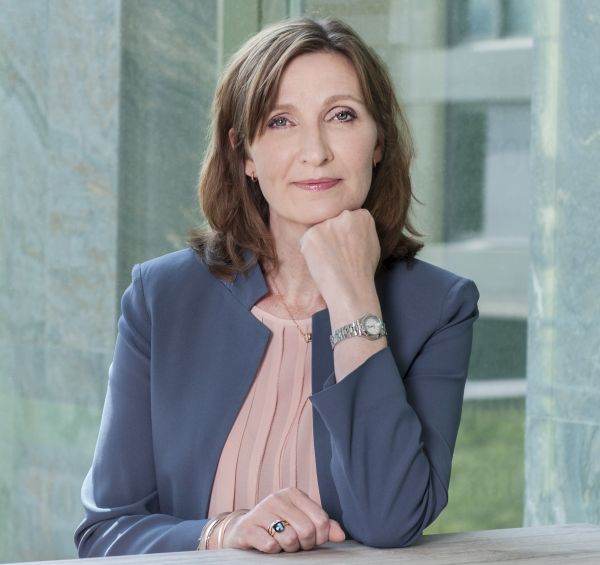 Moira Gilchrist, vicepreşedinte Philip Morris International (PMI)