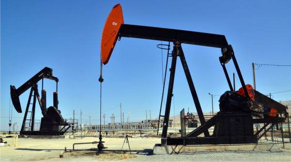 Preţul ţiţeiului ar fi cel puţin dublu, în lipsa producţiei OPEC+
